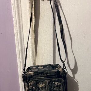 Lug Ranger Camouflage Messenger Bag